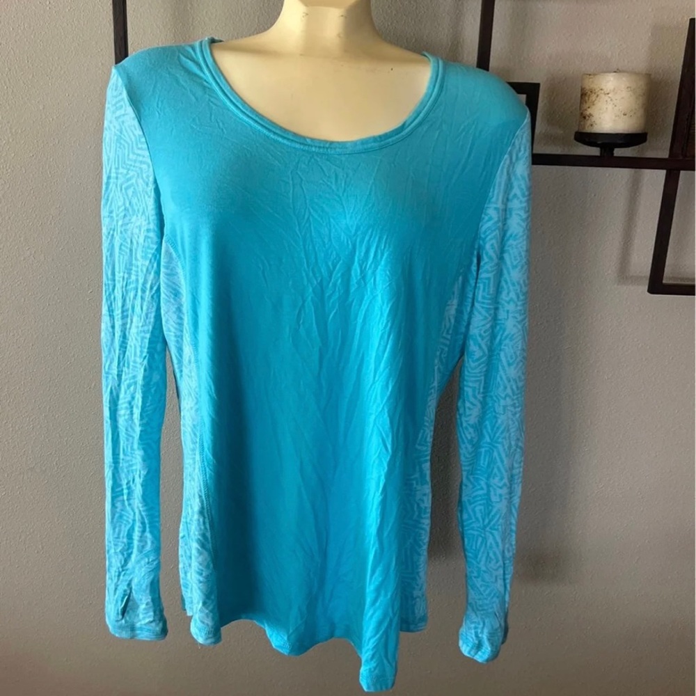 Yoga/exercise top size large